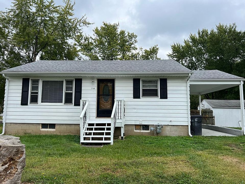 1st image of 716 S 17th St