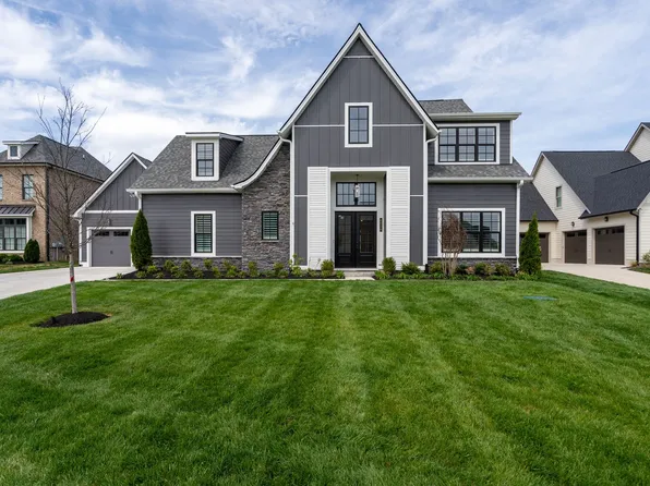 6024 Emma Victoria Dr, Franklin, TN 37064