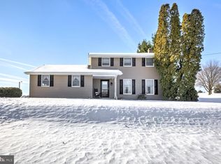 1012 Rabbit Hill Rd, Lititz, PA 17543