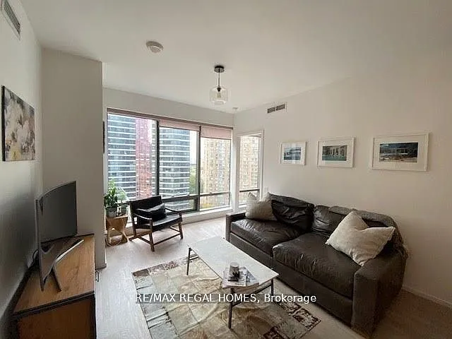 5 Saint Joseph St #1407 — Photo 1