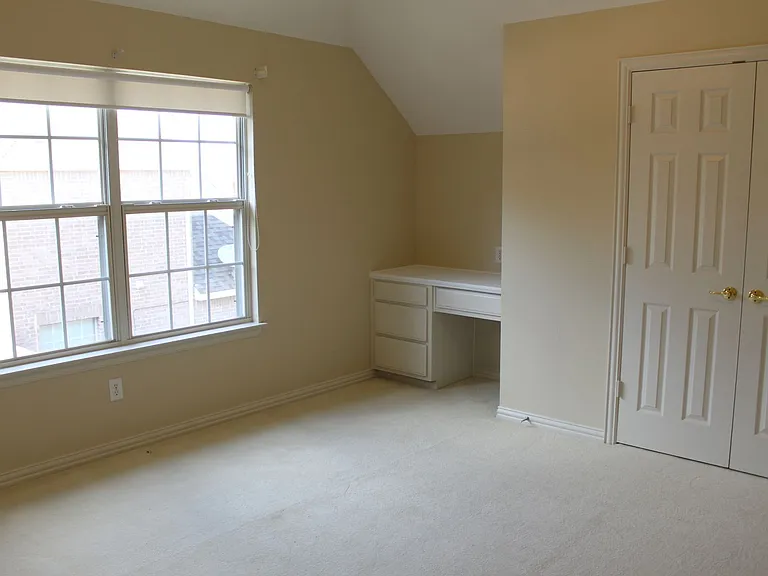 11000 Breezewood Dr — Photo 21