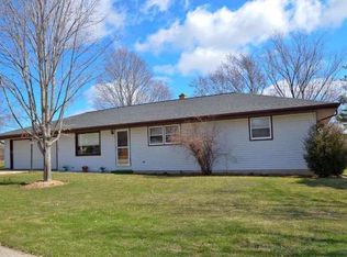 1176 Western Ave, Kewaskum, WI 53040