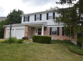 271 Halidonhill Ln, Cincinnati, OH 45238