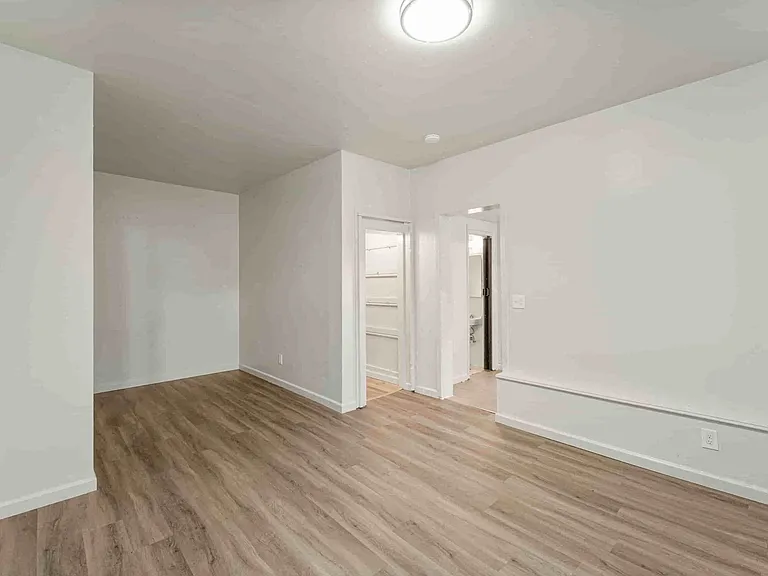 1432 Arch St #1434 — Photo 17