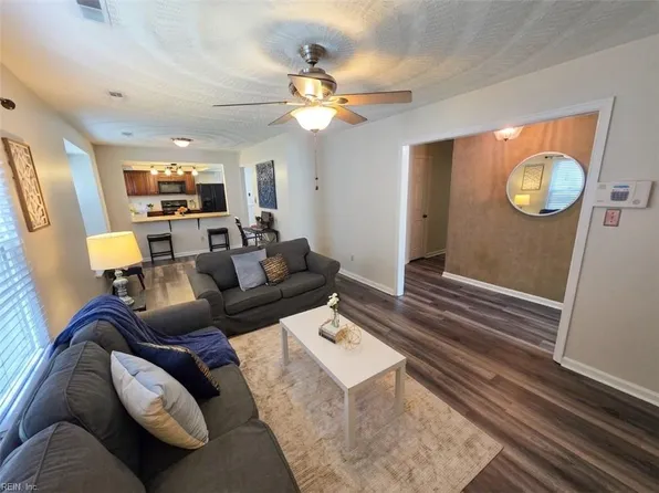 1300 Faraid Ln, Virginia Beach, VA 23464