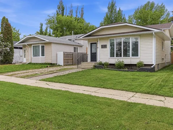 2814 E 45th Ave, Lloydminster, SK S9V 1T1