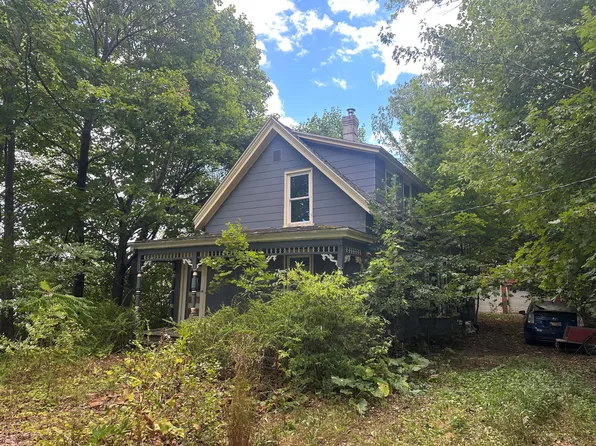 305 Old County Road, Hampden, ME 04444