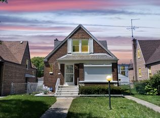 8154 S Calumet Ave, Chicago, IL 60619