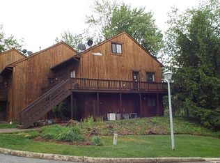 2 Squaw Valley Ct UNIT 2, Vernon, NJ 07462