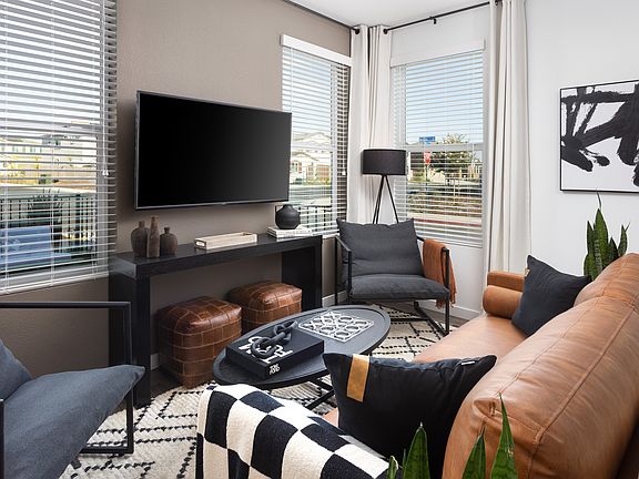 5th image of 1120 C St #4675362