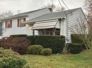 3-33 29th St, Fair Lawn, NJ 07410