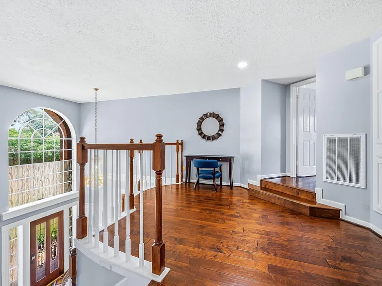 531 W North Hill Dr — Photo 19