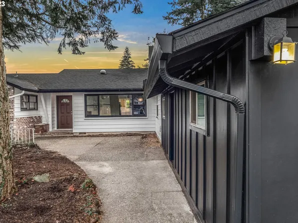 2207 SE 158th Ave, Portland, OR 97233