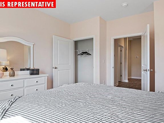 4th image of 2277 Meadow Stream Dr