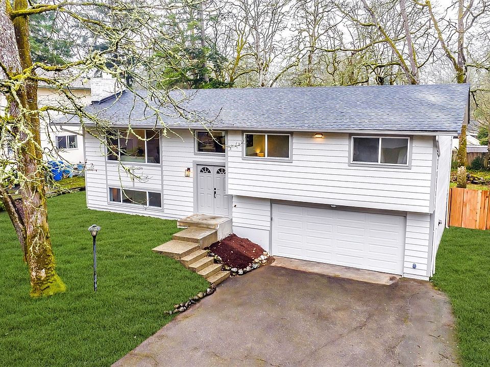 1st image of 8408 Woodlawn Avenue SW