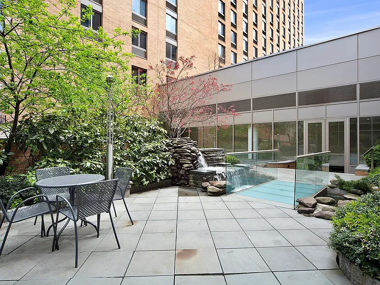 300 W 135th St #11D — Photo 16