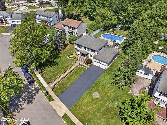 4th image of 4 Catlett Court