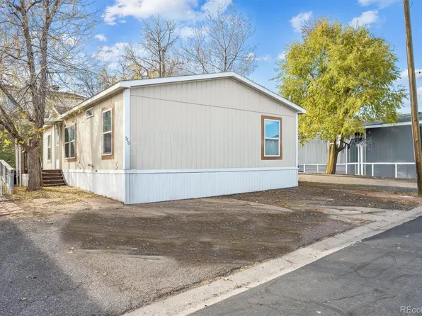 9400 Elm Court LOT 516, Denver, CO 80260