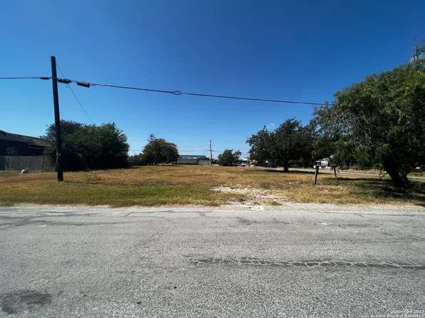 301 Kirkpatrick St LOT 1 & 2, Taft, TX 78390