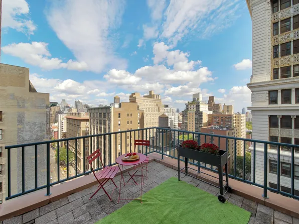 1 Irving Place image 4 of 18