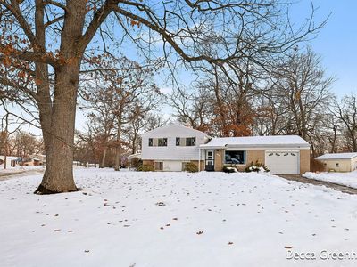 4791 Westgate Dr NW, Comstock Park, MI, 49321