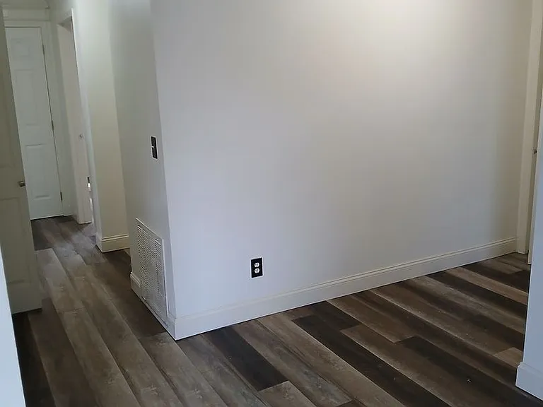 2409 Texas Ave — Photo 4