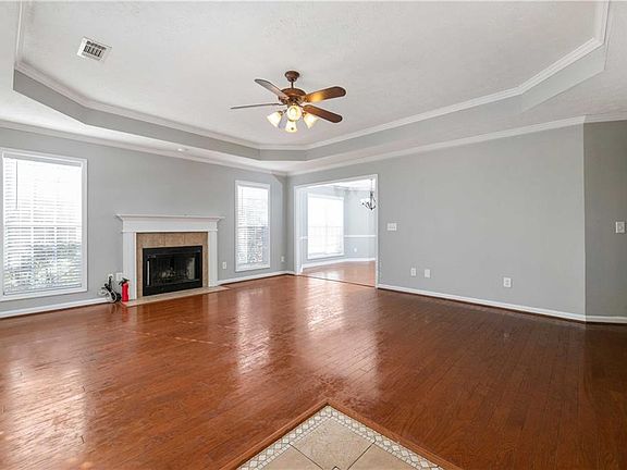 4th image of 18 Lincolnshire Ln