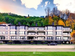 1333 Harbor Ave SW APT 301, Seattle, WA 98116