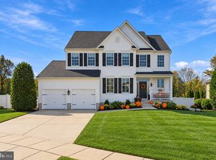 332 W Crossing Dr, Mount Royal, NJ 08061