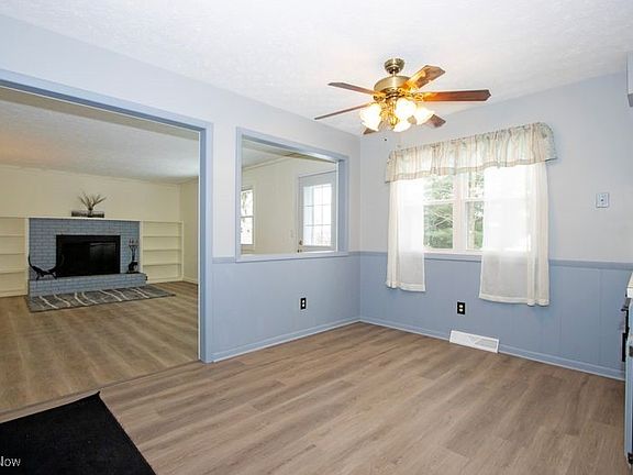 5th image of 2677 Taylor St