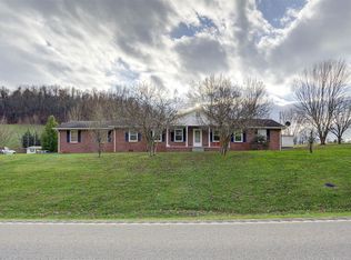 766 Laurels Rd, Johnson City, TN 37601