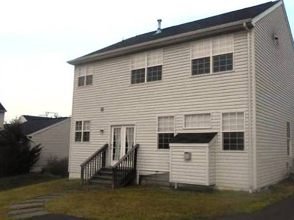 2nd image of 9500 Grady Pond Way