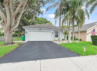 Forest Ridge Cluster Home, Davie, FL 33328
