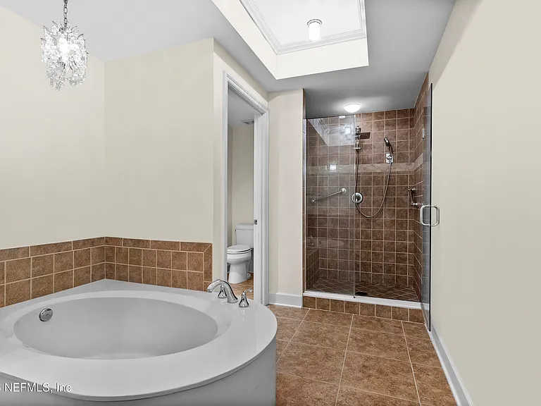 525 3rd St N #301 — Photo 32