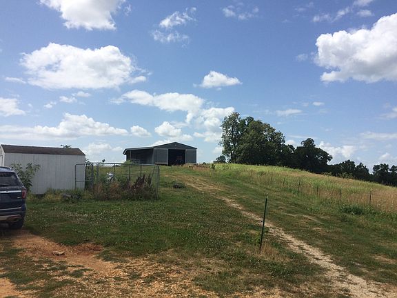 General purpose barn