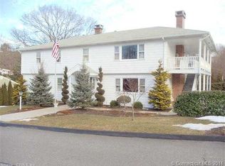 9 Stephen St, Derby, CT 06418