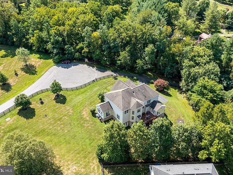 17205 Dewpoint Pl — Photo 50