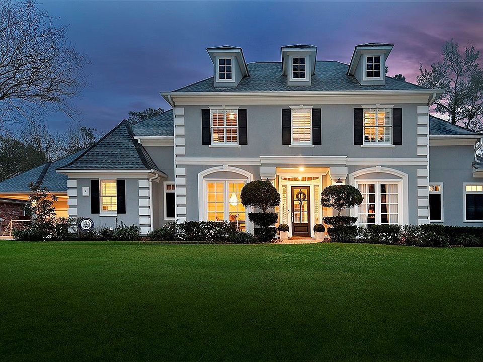 1st image of 2 Graceful Elm Ct