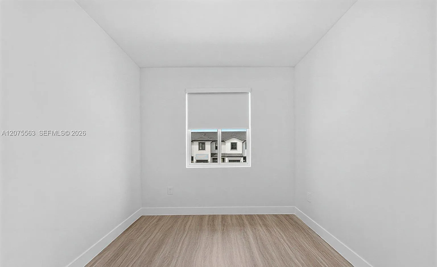 3 bed, 2.5 bath, 1558 sqft, $2,750 — Photo 4