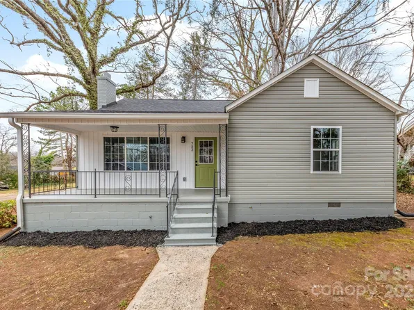 723 Wood St, Statesville, NC 28677