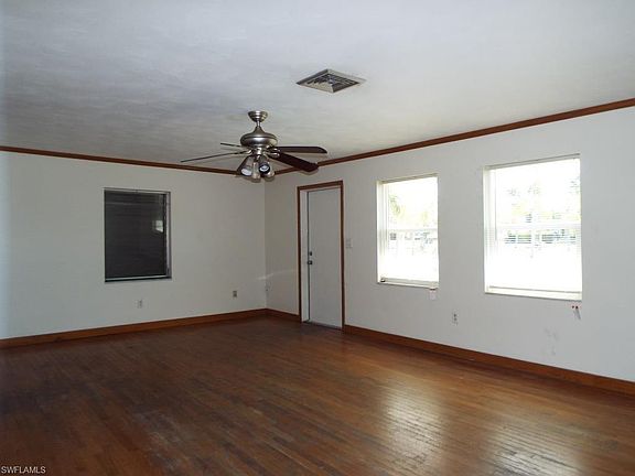 4th image of 3909 Seminole Ave