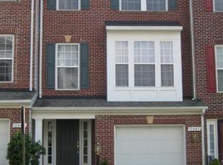 11445 Fogarty Ct, Fairfax, VA 22030