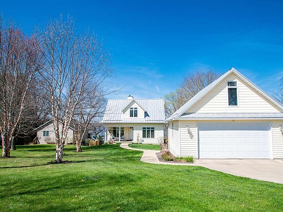 5th image of 8073 Oak Run Dr
