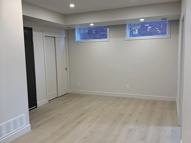 1301 Dorchester Ave #1 — Photo 3