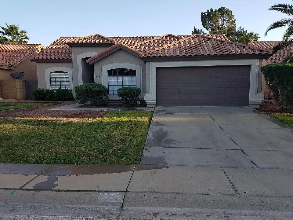 1st image of 1519 E Vaughn Ave