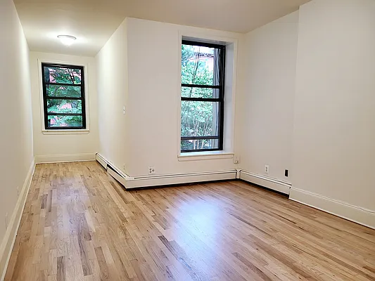 Rented by Ideal Properties Group | media 29