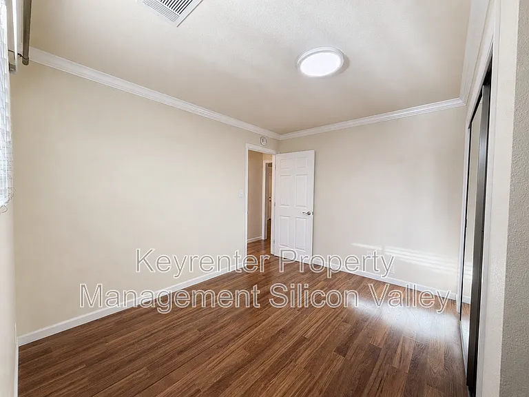 656 Curtner Ave — Photo 16