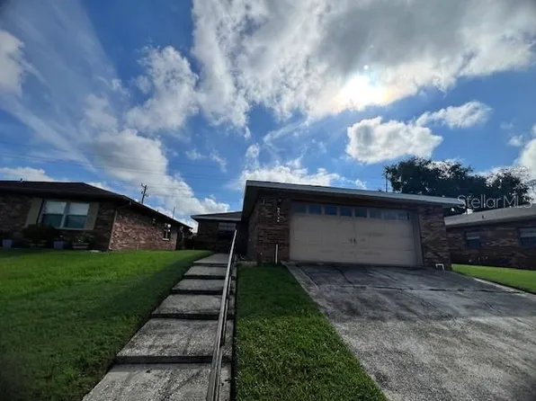 661 Lake Carolyn Cir, Lakeland, FL 33813