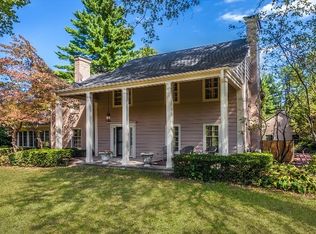 2537 Riverside Dr, Columbus, IN 47201