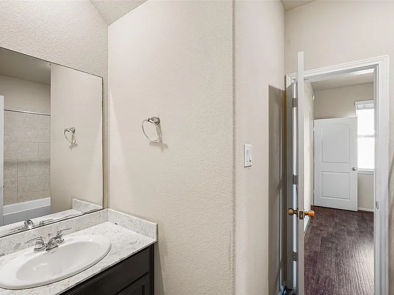 15622 Marble Bluff Ln — Photo 14